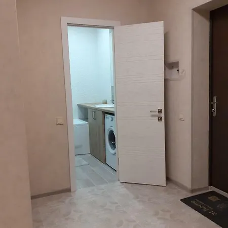 Daire Улица Тираспольская, 58 Апартаменты *